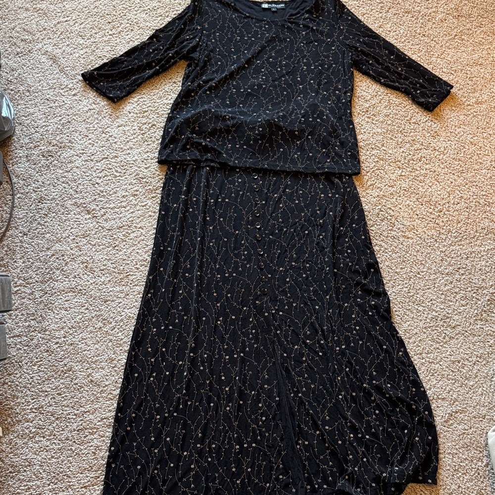 Chic Black Top with Gold Pattern